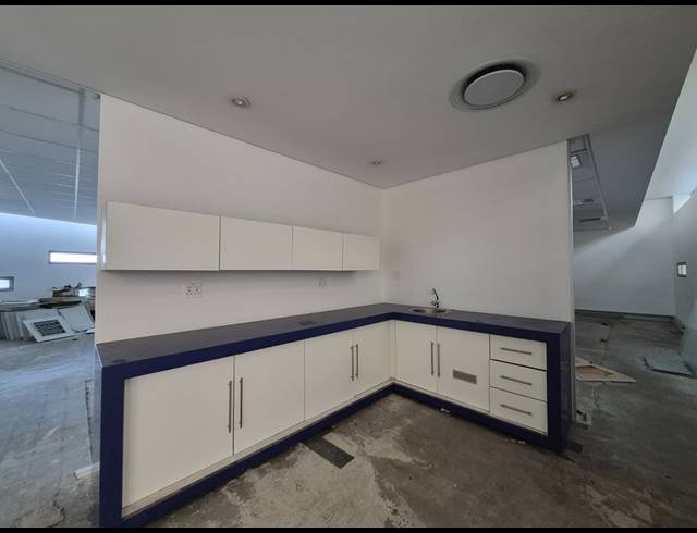 284M² OFFICE TO LET IN ILLOVO